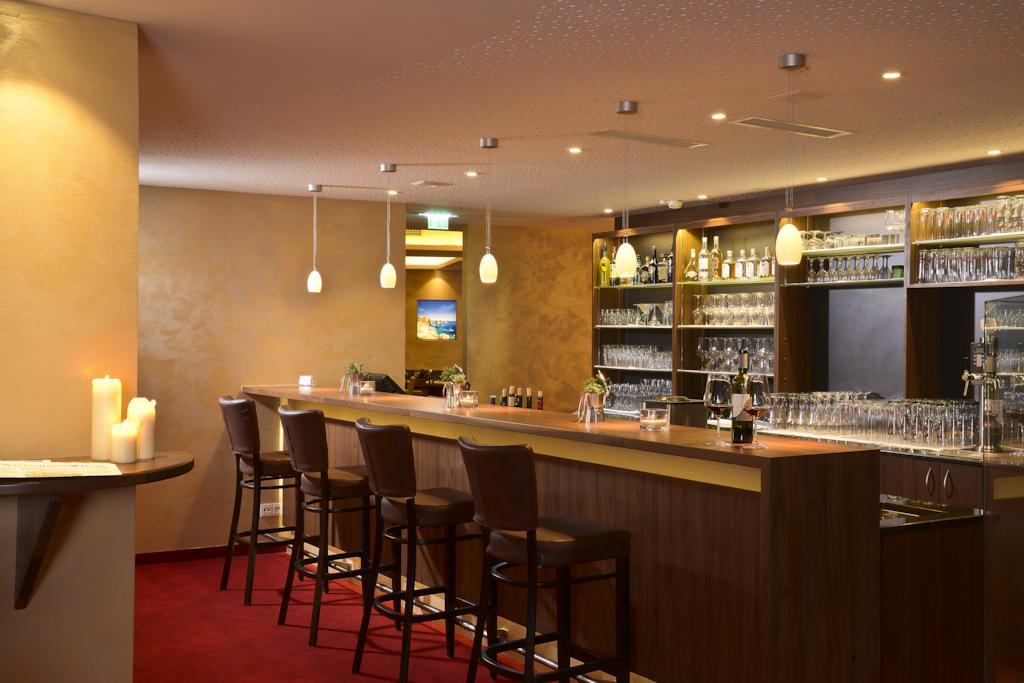Momentum Hotel Anif Exterior photo